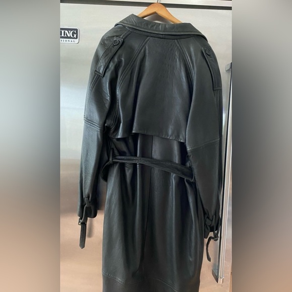 Vintage Andrew Marc Black Leather Trench Coat Size Medium - Picture 2 of 2